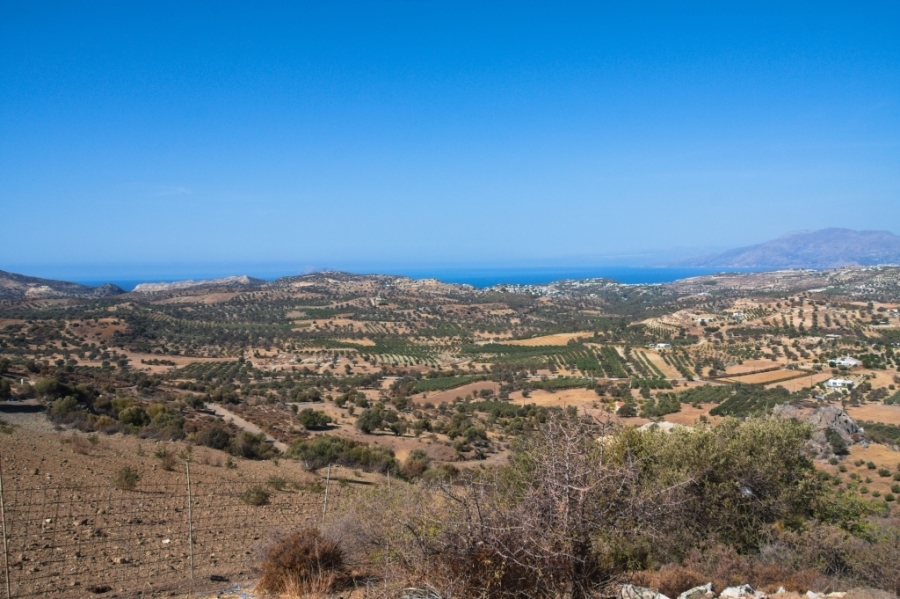 (Προς Πώληση) Αξιοποιήσιμη Γη Έκταση || Ν. Ηρακλείου/Μοίρες - 75.000 τ.μ, 1€ 