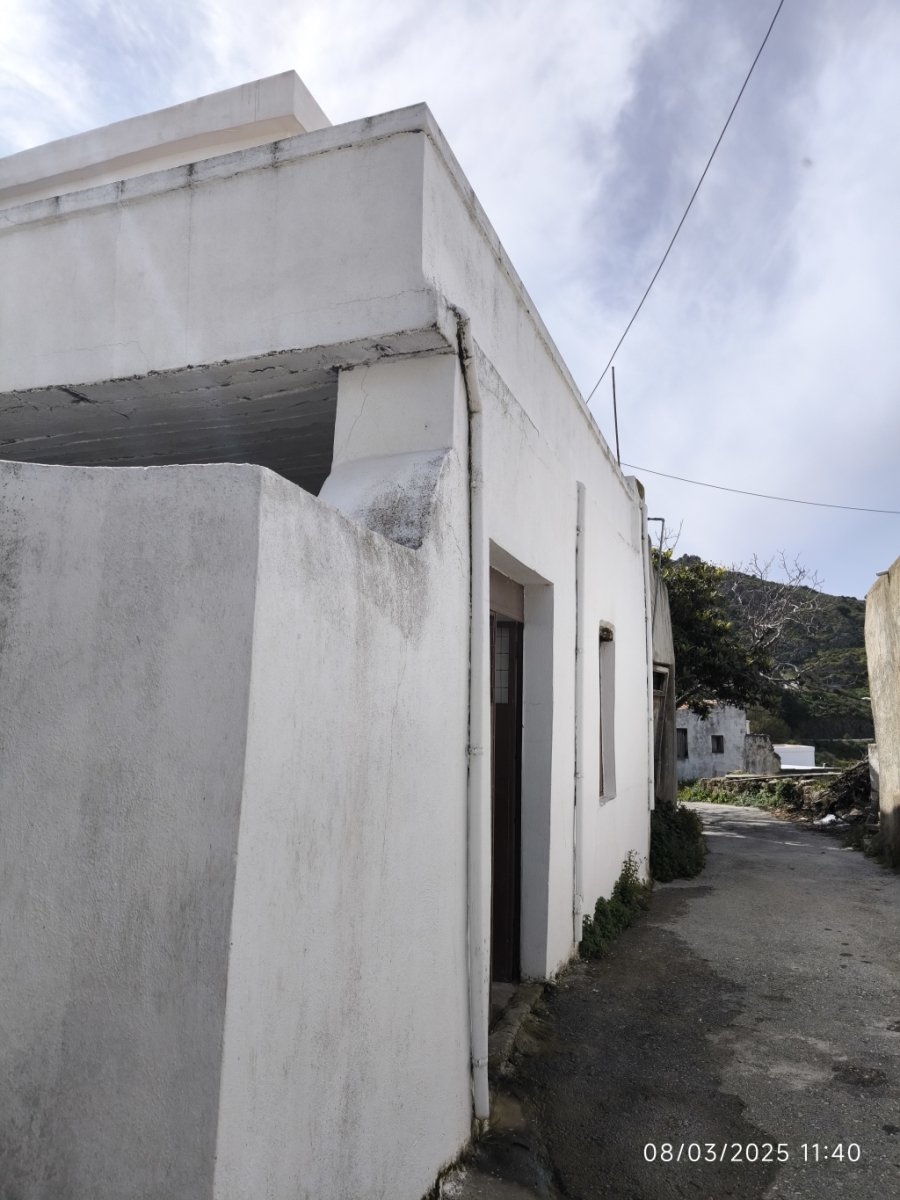 (Προς Πώληση) Κατοικία Μονοκατοικία || Ν. Ρεθύμνου/Λάμπη - 300 τ.μ, 2 Υ/Δ, 120.000€ 