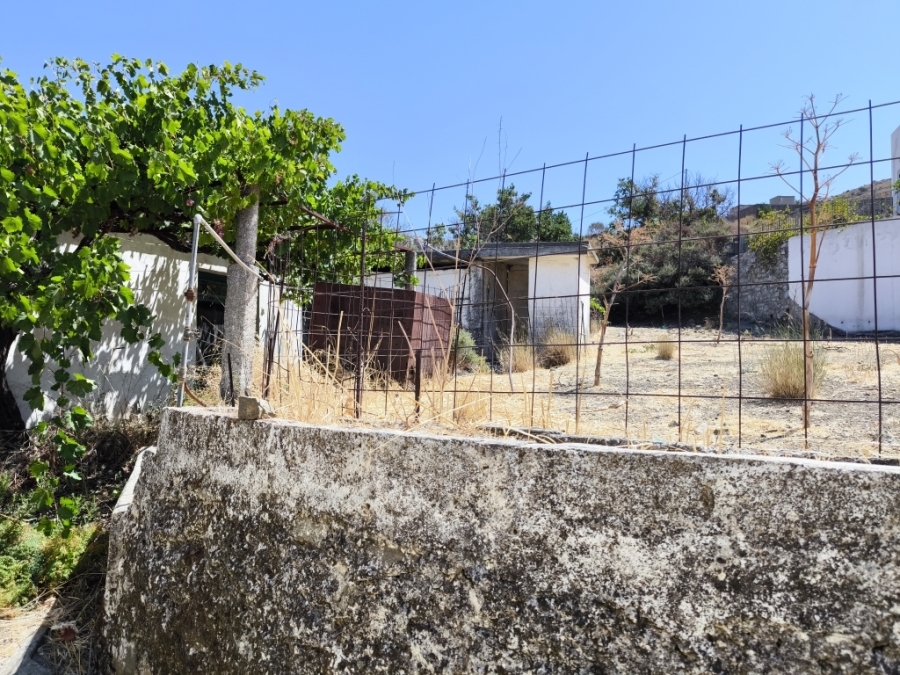 (Verkauf) Wohnung/Residenz Einzelhaus  || Rethymno/Lampi - 160 m², 3 Schlafzimmer, 100.000€ 